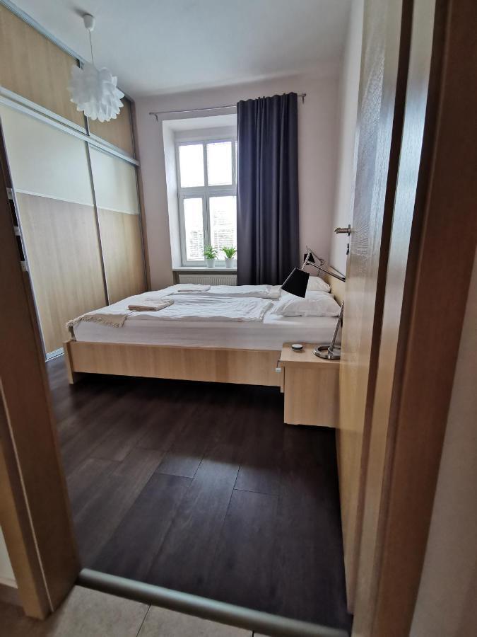 Falcon Apartment Nagyszombat Kültér fotó
